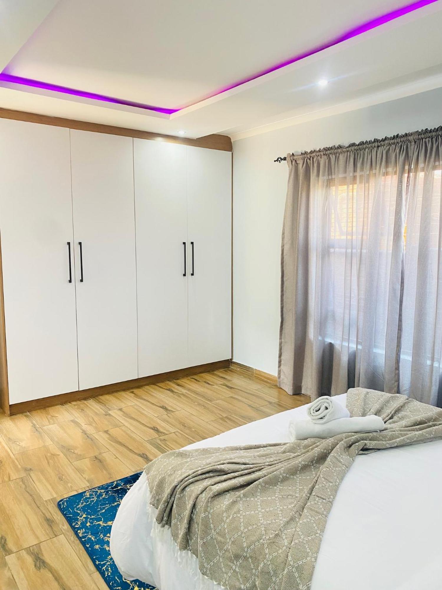 Airport Imperial Guest House Kempton Park Exterior foto