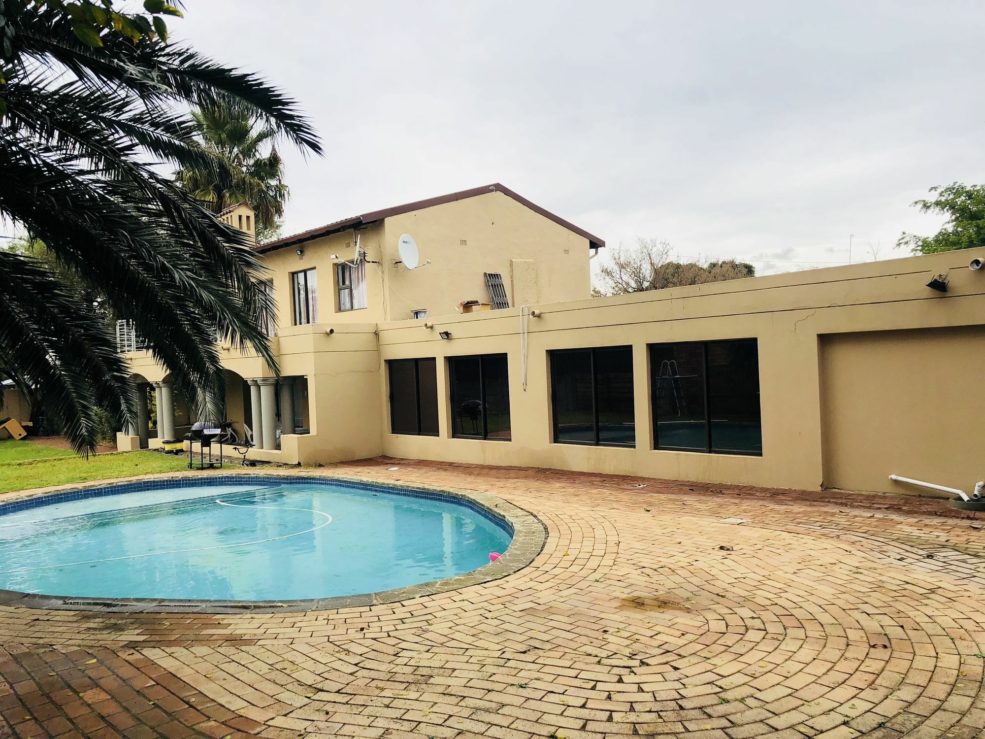 Airport Imperial Guest House Kempton Park Exterior foto